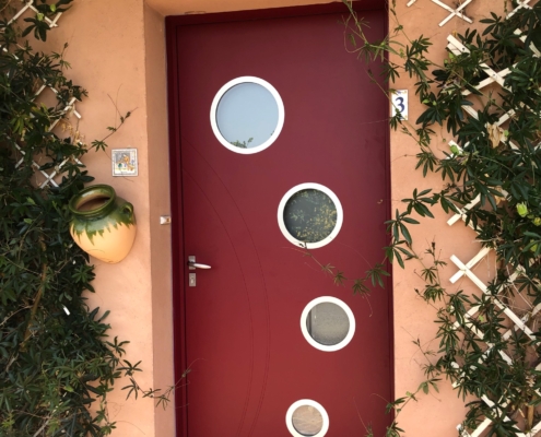 Porte d'entrée en aluminium