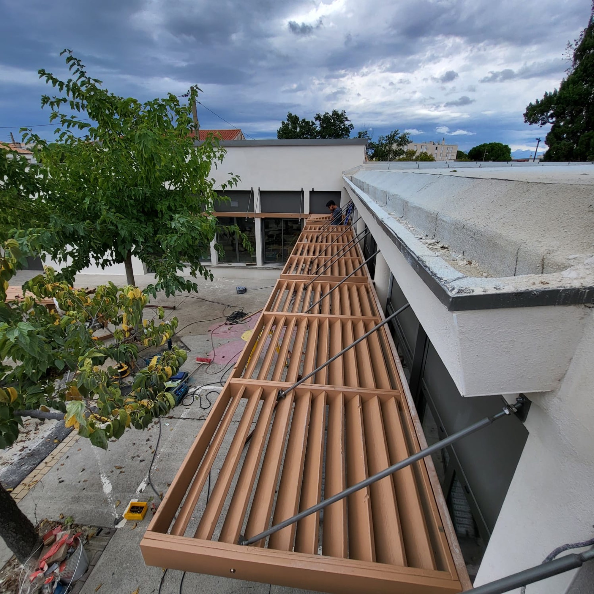 Rénovation complète de brise-soleils en bois - Agde