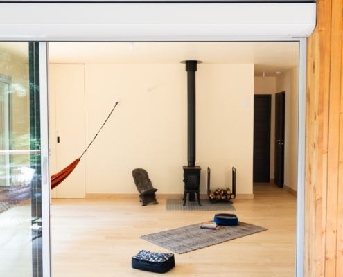 Pose de menuiseries extérieures en aluminium